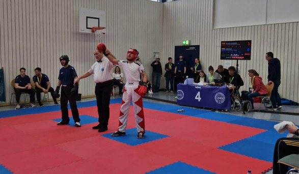 2024-03-16_um_22.30.38_bf20dc2a.jpg 2024-03-16_um_22.30.38_bf20dc2a.jpg