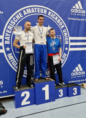 2024-03-17_um_11.45.36_063a2bc8.jpg 2024-03-17_um_11.45.36_063a2bc8.jpg