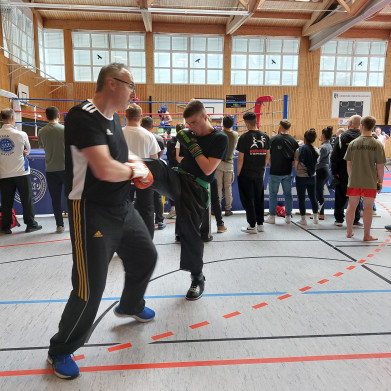 2024-05-04_um_20.59.25_83d9befe.jpg 2024-05-04_um_20.59.25_83d9befe.jpg